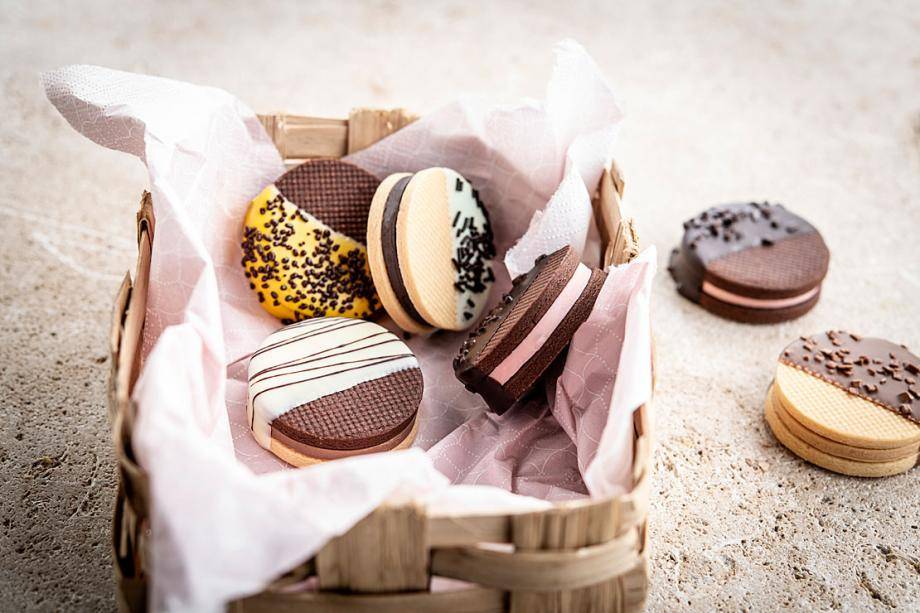 biscuits coated