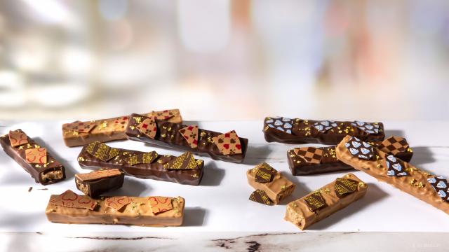 Chocolate cones with chocolate decorations